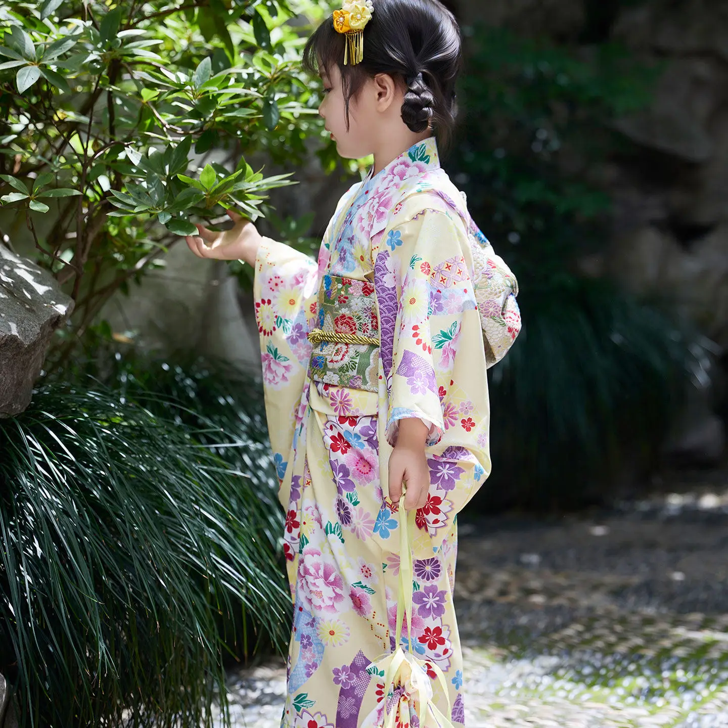 2026 New Traditional Japanese Girl's Kimono With Obi Flower Print Children's Japanese Kimono Yukata Stage Performance Costume
2026 New Traditional Japanese Girl's Kimono With Obi Flower Print Children's Japanese Kimono Yukata Stage Performance Costume