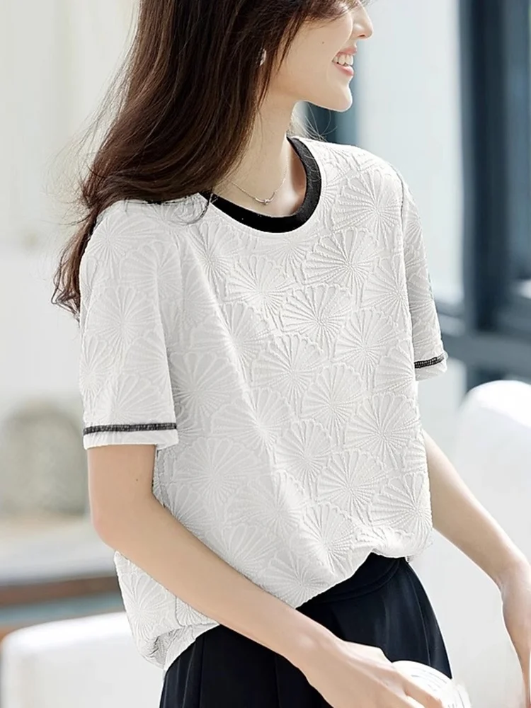 Retro Embroidered round Ne ort Sve T-irt Color Blo Top Summer New Sle Commute Versatile Small irt Women's Faion
Retro Embroidered round Ne ort Sve T-irt Color Blo Top Summer New Sle Commute Versatile Small irt Women's Faion