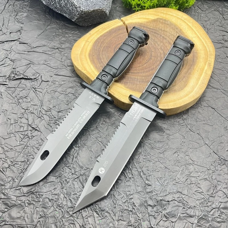 Крутые мужские ножи, высококачественный многоцелевой нож из стали 5Cr13mov, винтажный резной кожаный чехол, многофункциональные уличные ножи
Крутые мужские ножи, высококачественный многоцелевой нож из стали 5Cr13mov, винтажный резной кожаный чехол, многофункциональные уличные ножи