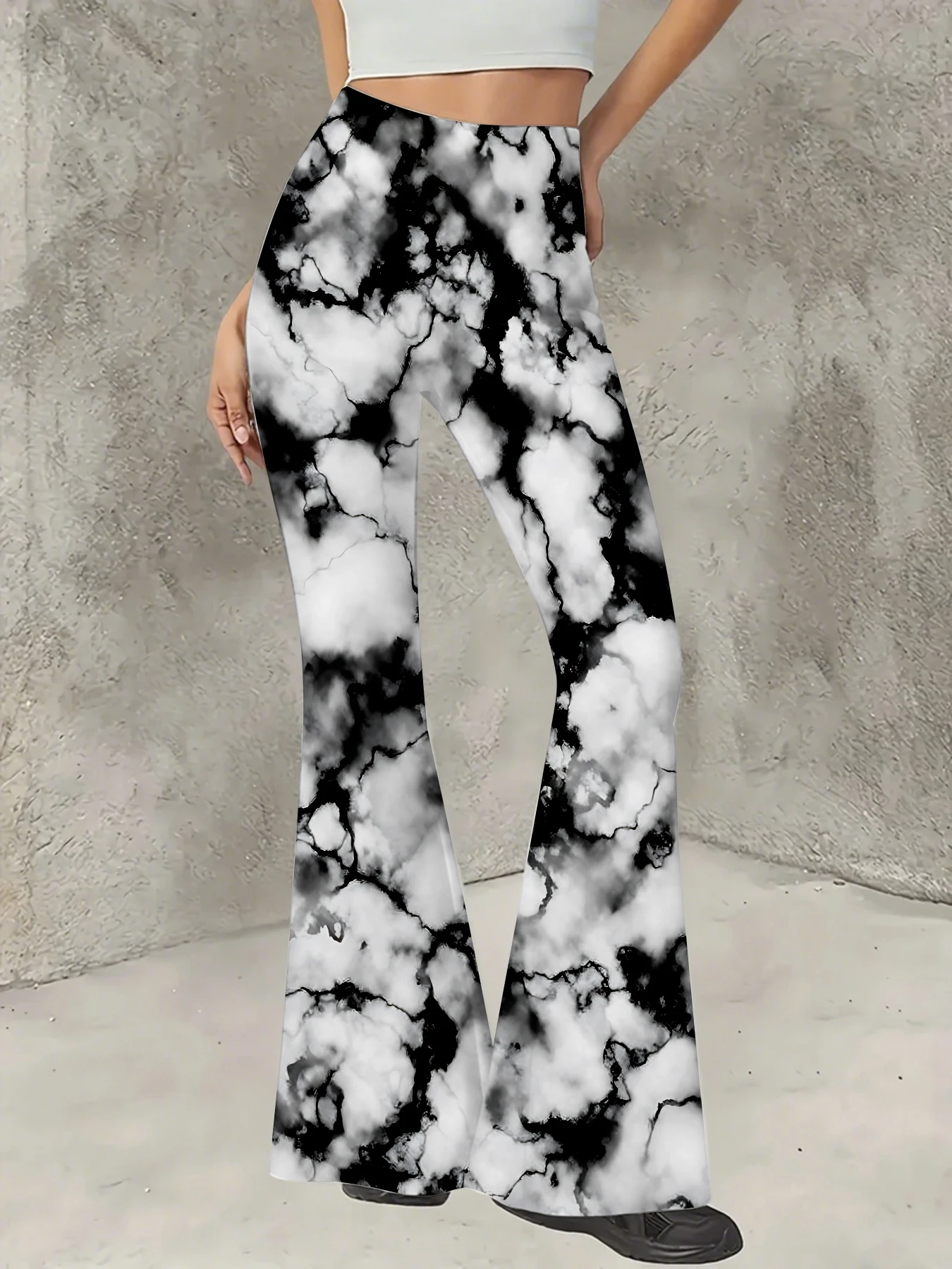 Women's All-Over Print Flared Leggings Stretchy High Waist Bell Bottom Pants
Women's All-Over Print Flared Leggings Stretchy High Waist Bell Bottom Pants