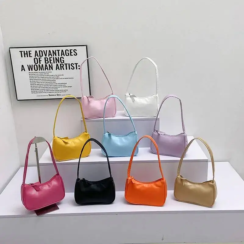 Women's New Brand Shoulder Bag Fashion High-end Design Underarm Bags Casual Commute Versatile Purse Travel Small Size
Women's New Brand Shoulder Bag Fashion High-end Design Underarm Bags Casual Commute Versatile Purse Travel Small Size