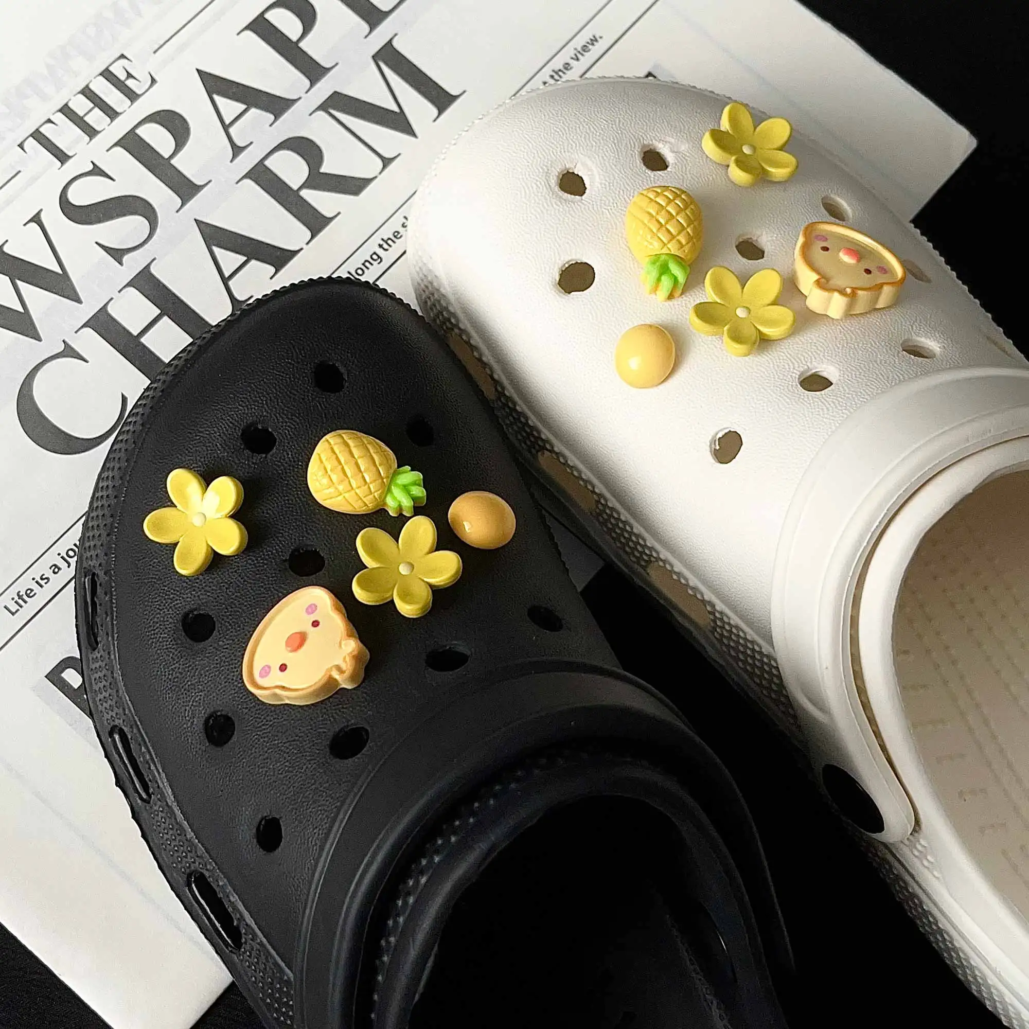 Cute Yellow Flower Pineapple Duck Shoe Charms for Crocs Slipper Accessories Decorations Garden Sandals Clogs Pins Kids Girl Gift
Cute Yellow Flower Pineapple Duck Shoe Charms for Crocs Slipper Accessories Decorations Garden Sandals Clogs Pins Kids Girl Gift