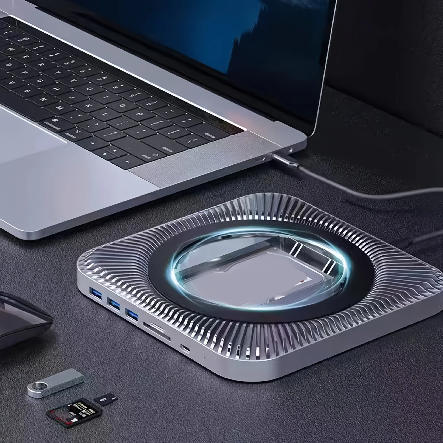 Док-станция Mac Mini с преобразователем Type-C и совместимостью с жесткими дисками Sata 2,5
Док-станция Mac Mini с преобразователем Type-C и совместимостью с жесткими дисками Sata 2,5