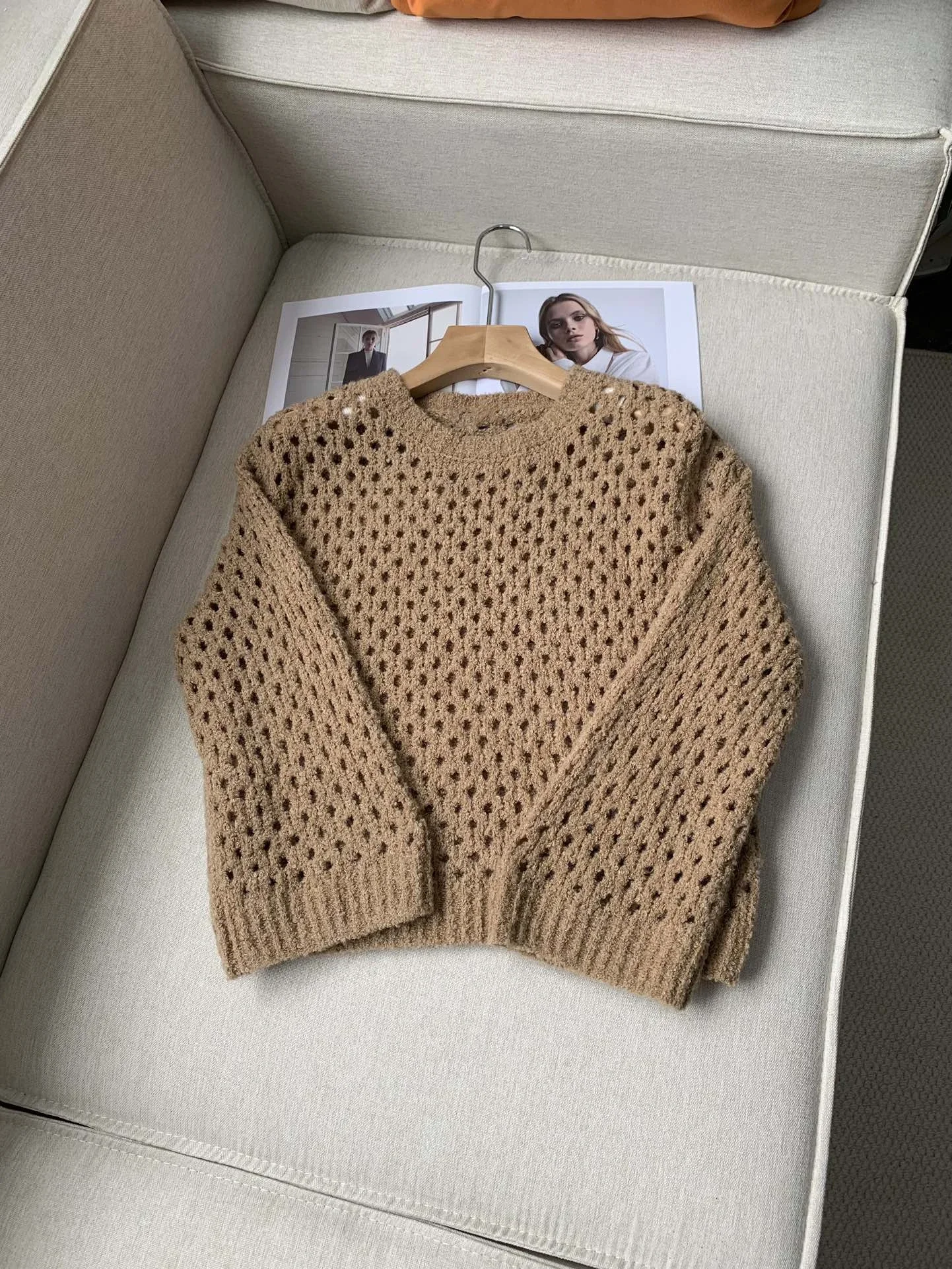 Hollow Out Women's Knitted Pullover Round Neck Long Sleeve Solid Color Casual Ladies Sweater
Hollow Out Women's Knitted Pullover Round Neck Long Sleeve Solid Color Casual Ladies Sweater