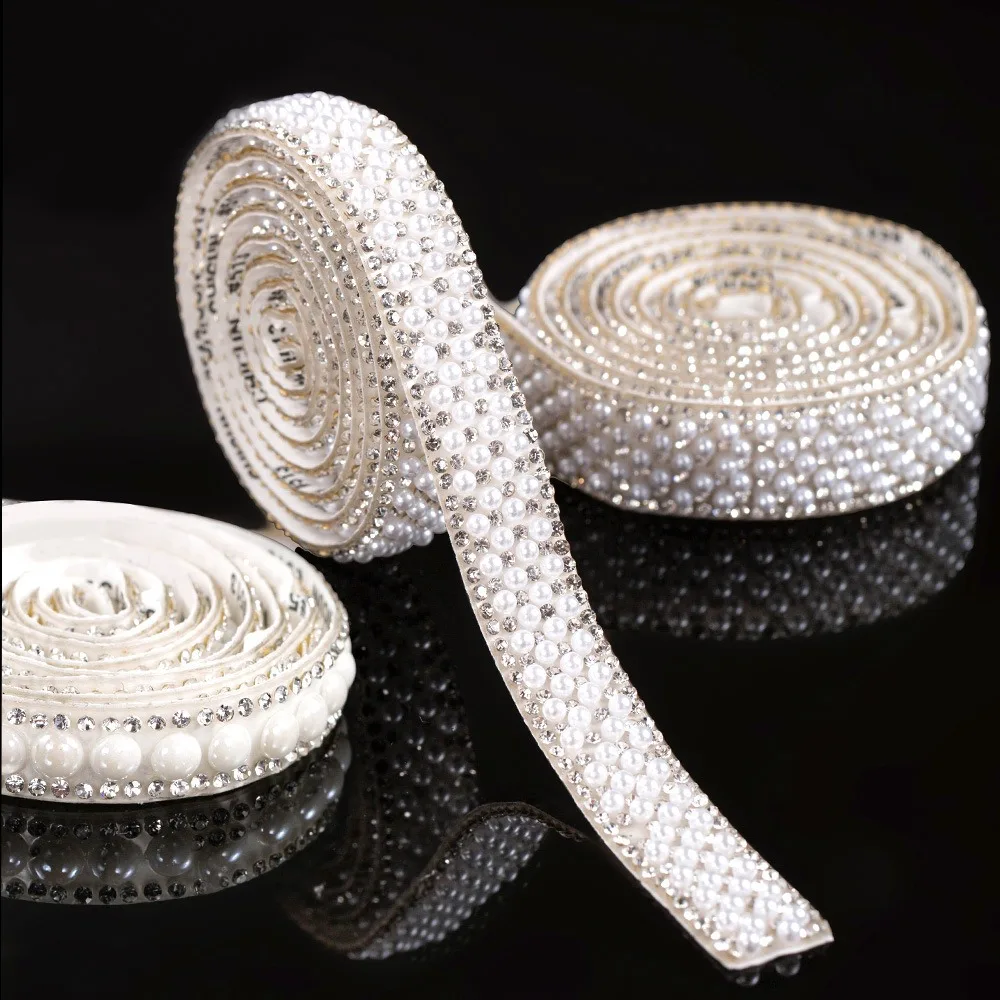5 Pack Self-Adhesive Pearl Rhinestone Strips DIY Clothing Decorative Stickers With Adhesive Backing Luggage Accessories
5 Pack Self-Adhesive Pearl Rhinestone Strips DIY Clothing Decorative Stickers With Adhesive Backing Luggage Accessories