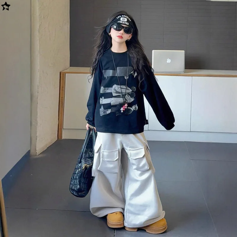 Kids Girls Two-piece Suits Autumn Children Girls Printed Round Neck T-shirt School Girls Loose Cargo Pant 4-14Y Girls Sets
Kids Girls Two-piece Suits Autumn Children Girls Printed Round Neck T-shirt School Girls Loose Cargo Pant 4-14Y Girls Sets