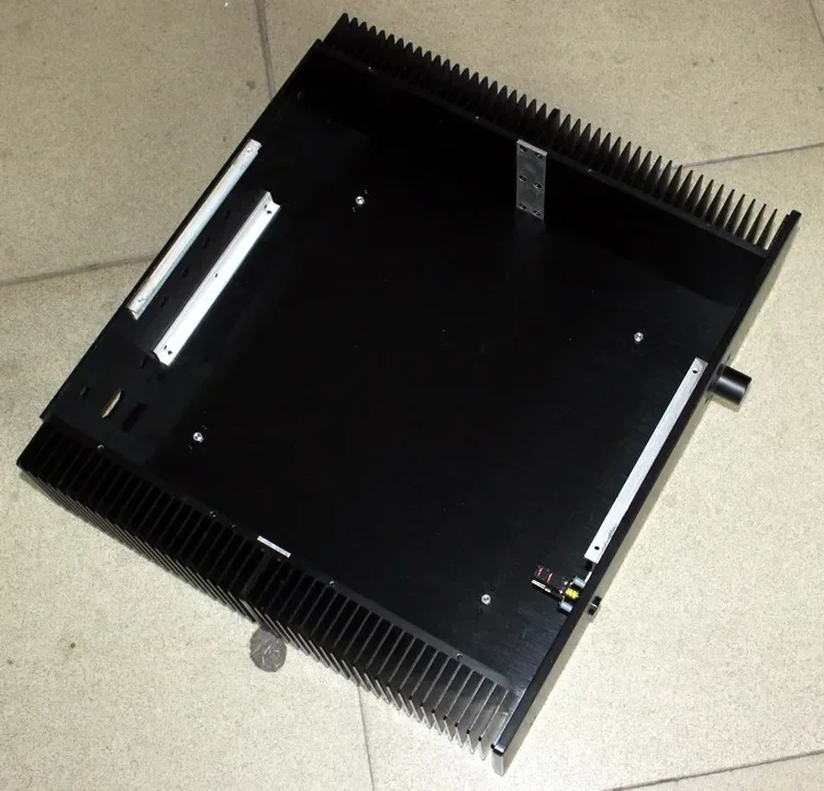 AMP case size:463*113*430mm WA43 Blak Full aluminum amplifier chassis/Pre-amplifier/Class A amplifier/AMP Enclosure/case/DIY box
AMP case size:463*113*430mm WA43 Blak Full aluminum amplifier chassis/Pre-amplifier/Class A amplifier/AMP Enclosure/case/DIY box