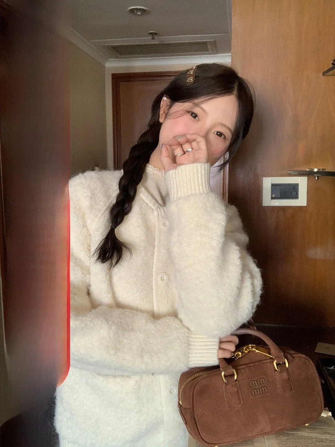 Женский вязаный свитер Luiao Tuan в корейском стиле, однотонный, уютный, свободного кроя, для зимы, с длинными рукавами
Женский вязаный свитер Luiao Tuan в корейском стиле, однотонный, уютный, свободного кроя, для зимы, с длинными рукавами