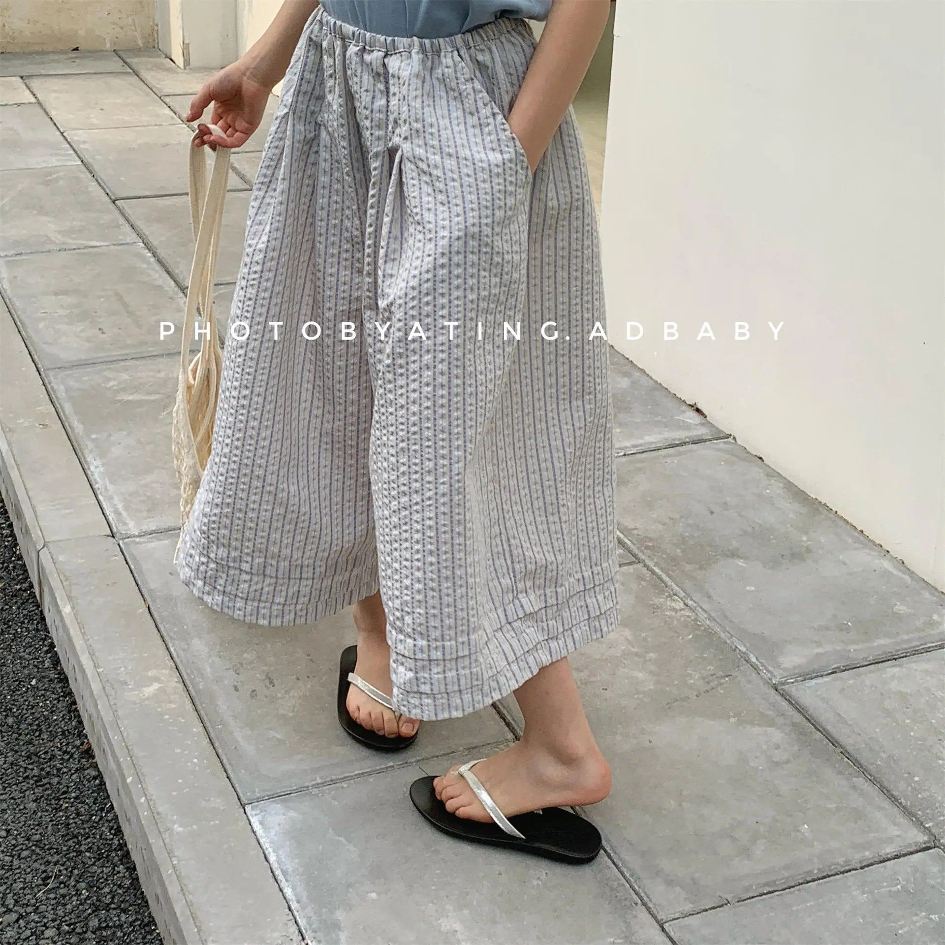 2025 Summer New Girls Loose Wide Leg Pants Children Striped Trousers Cotton Baby Girl Mosquito Resistant Pants Kids Clothes
2025 Summer New Girls Loose Wide Leg Pants Children Striped Trousers Cotton Baby Girl Mosquito Resistant Pants Kids Clothes