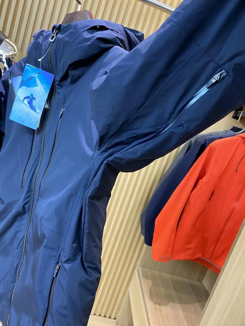 Outdoor Winter Lightweight Thiened down Jaet Youth Casual Pure Color Hat Design White Du Feather Padded Coat for Skiing
Outdoor Winter Lightweight Thiened down Jaet Youth Casual Pure Color Hat Design White Du Feather Padded Coat for Skiing