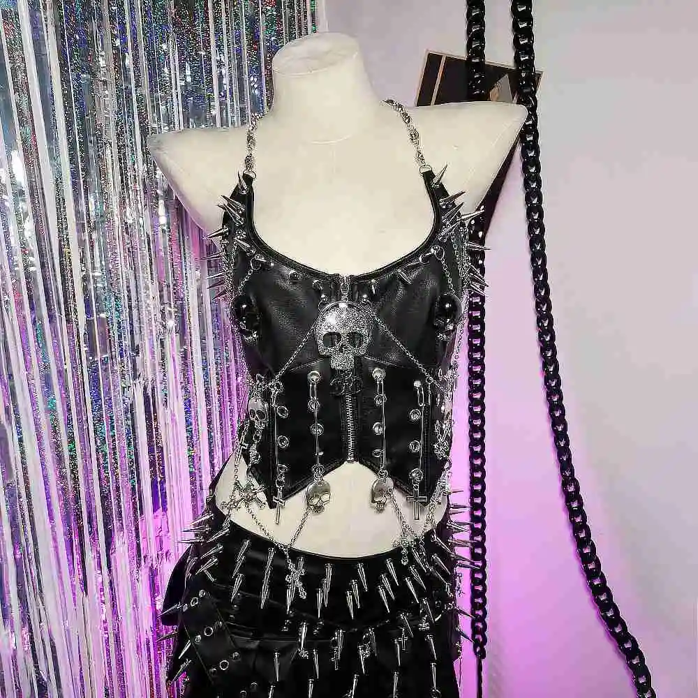 Grunge Spike Studded Rivet Gothic Cross Goth Y2K Halter Camisole TOPS Punk Rock Skull E-Girls Emo Harajuku Trendy Chain
Grunge Spike Studded Rivet Gothic Cross Goth Y2K Halter Camisole TOPS Punk Rock Skull E-Girls Emo Harajuku Trendy Chain