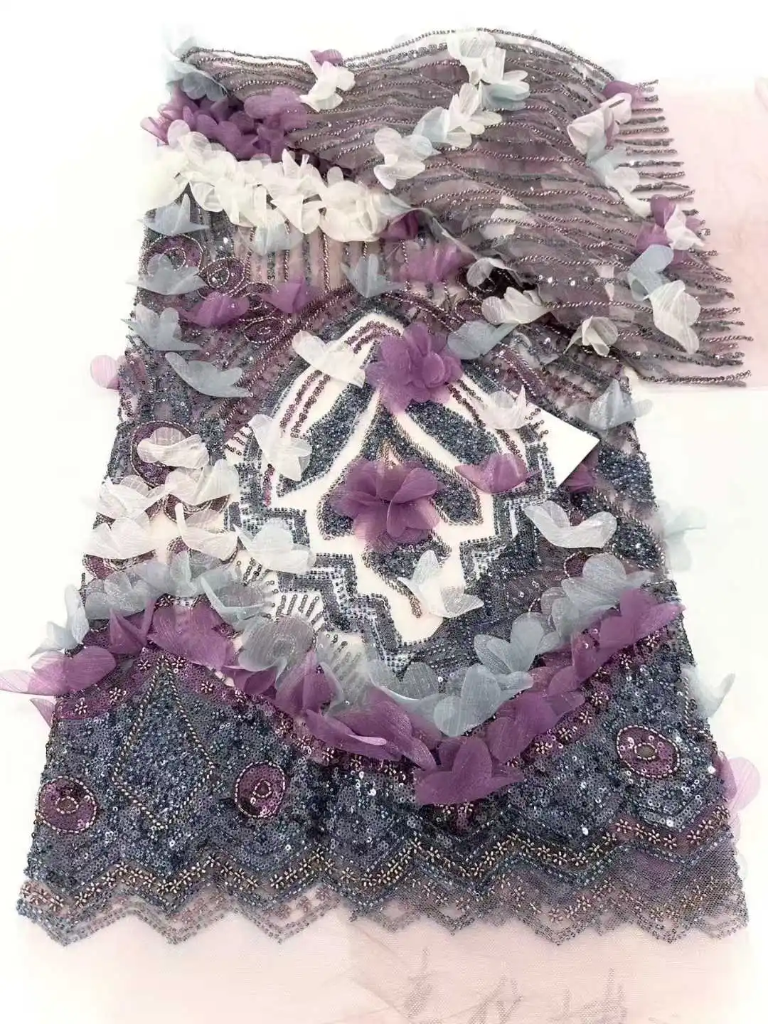 Luxury Pearls Sequins African Purpe Color 2025 High Quality Beads Groom Nigerian Bridal Embroidery French Tulle Lace Fabric
Luxury Pearls Sequins African Purpe Color 2025 High Quality Beads Groom Nigerian Bridal Embroidery French Tulle Lace Fabric