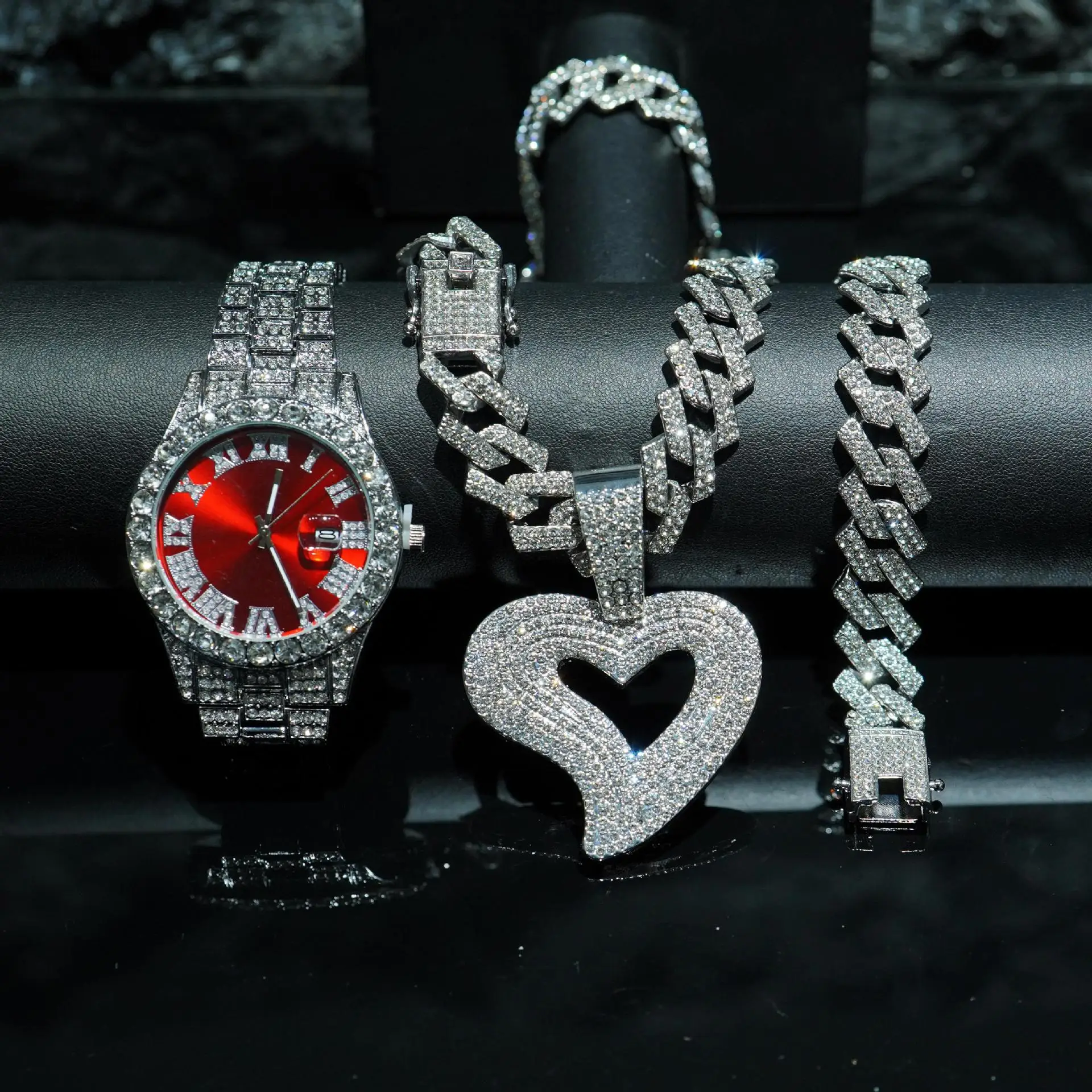 Men's Hip Hop Jewelry Set - Hollow Heart Pendant Necklace Bracelet Watch Combo - Luxury Gift Box - Urban Streetwear Accessories 
Men's Hip Hop Jewelry Set - Hollow Heart Pendant Necklace Bracelet Watch Combo - Luxury Gift Box - Urban Streetwear Accessories