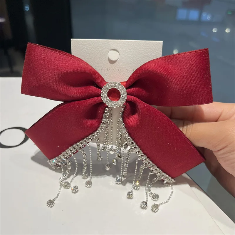 Korean Hair Accessories Rhinestone Tassel Hair Clip Fabric Bow Spring clip Temperament Women's Fashion Solid Color Hair Clip
Korean Hair Accessories Rhinestone Tassel Hair Clip Fabric Bow Spring clip Temperament Women's Fashion Solid Color Hair Clip
