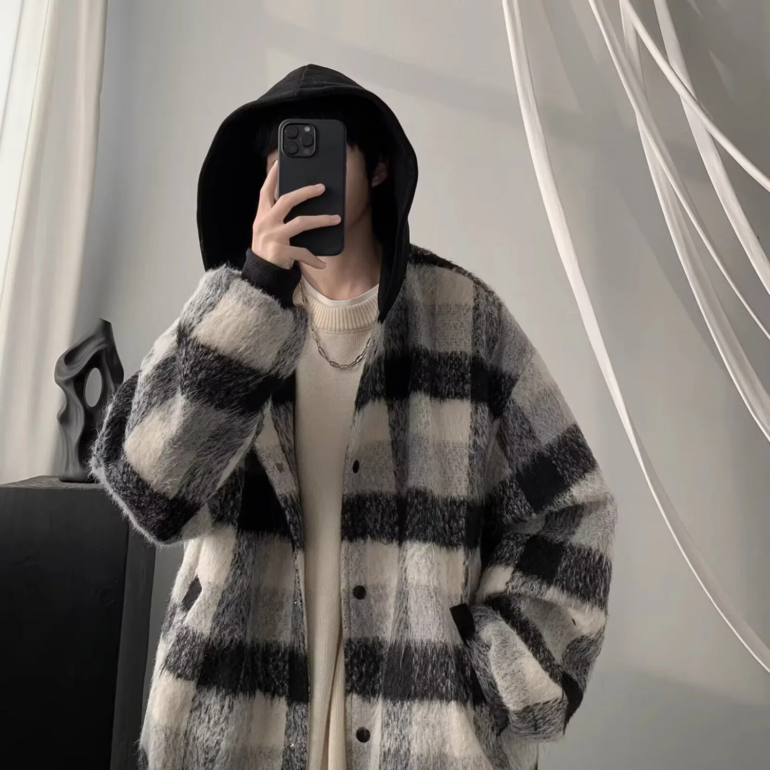 Осенне-зимнее клетчатое шерстяное пальто большого размера, мужское полосатое цветное блузка, повседневное свободное пальто с капюшоном, искусственное двухсекционное пальто
Осенне-зимнее клетчатое шерстяное пальто большого размера, мужское полосатое цветное блузка, повседневное свободное пальто с капюшоном, искусственное двухсекционное пальто