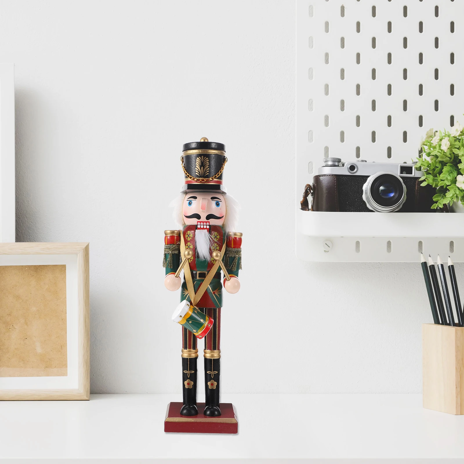 Creative Wooden Nutcracker Eco Friendly Decorative Figurines for Kids Room Desktop Cabinet Bar Christmas Gift Puppets
Creative Wooden Nutcracker Eco Friendly Decorative Figurines for Kids Room Desktop Cabinet Bar Christmas Gift Puppets