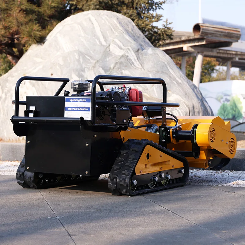 Customized to meet CE Euro 5 standards, self-propelled hillside lawn mower, efficient lawn maintenance track type flail mower
Customized to meet CE Euro 5 standards, self-propelled hillside lawn mower, efficient lawn maintenance track type flail mower