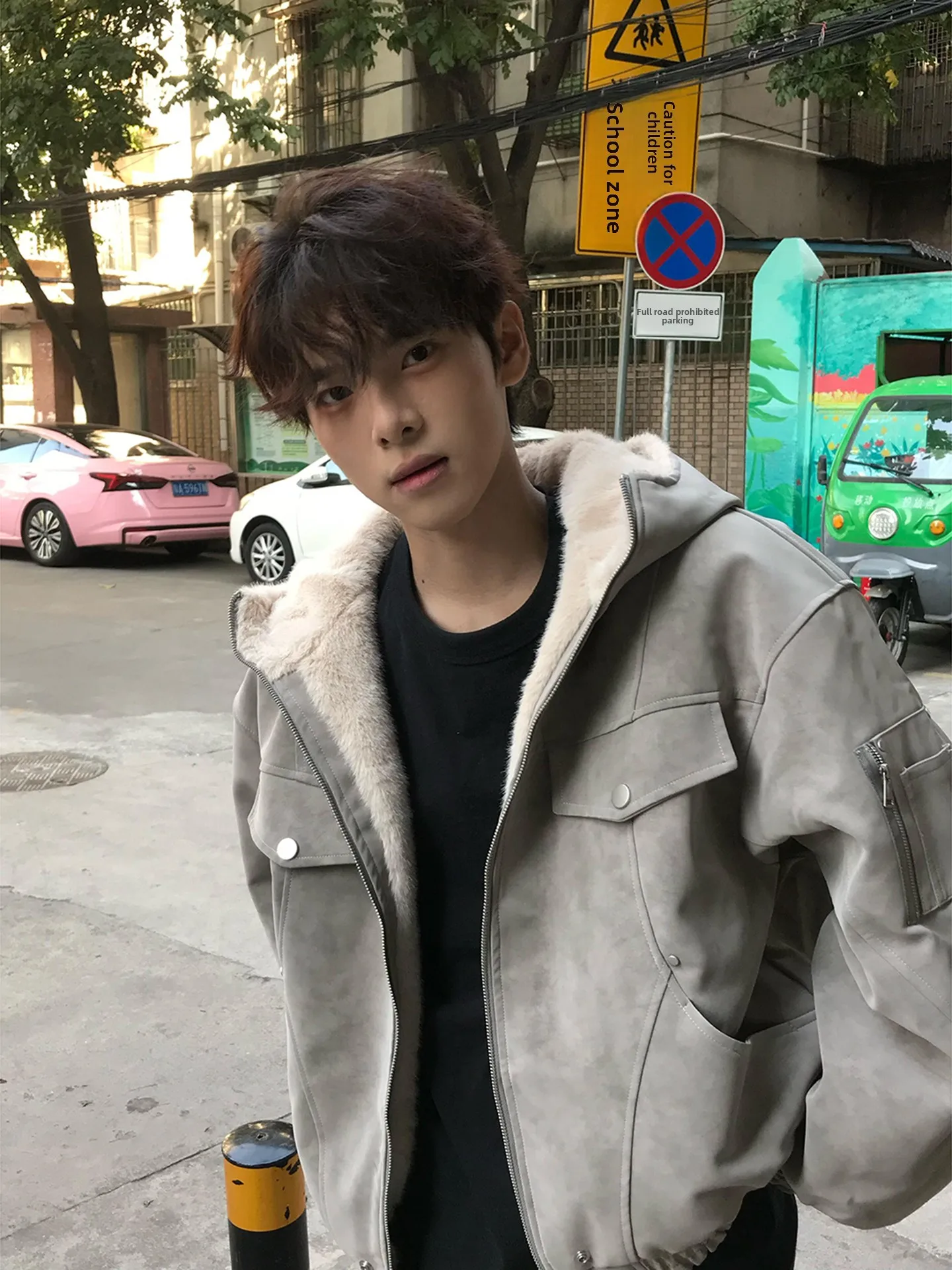 Мужская зимняя куртка из искусственной кожи с капюшоном, утепленная мехом и флисом, утолщенная, в стиле рабочей одежды
Мужская зимняя куртка из искусственной кожи с капюшоном, утепленная мехом и флисом, утолщенная, в стиле рабочей одежды