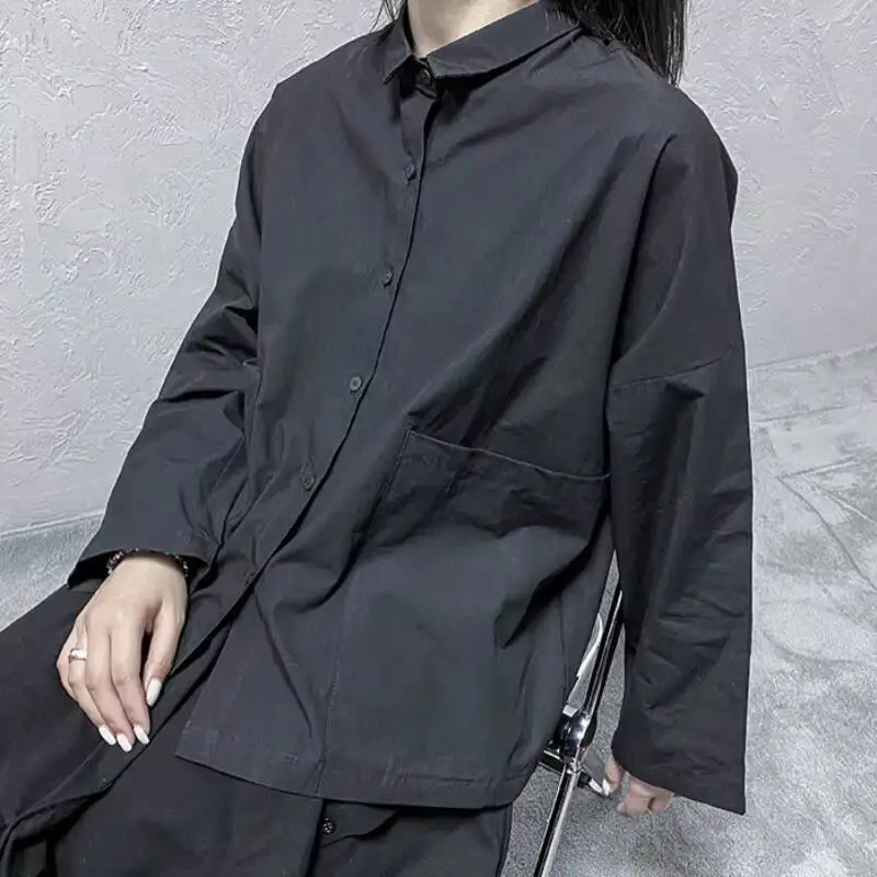 Ladies Long Sleeve Shirt Spring And Summer New Japanese Personality Pocket Decoration Leisure Loose Large Size Long Shirt
Ladies Long Sleeve Shirt Spring And Summer New Japanese Personality Pocket Decoration Leisure Loose Large Size Long Shirt