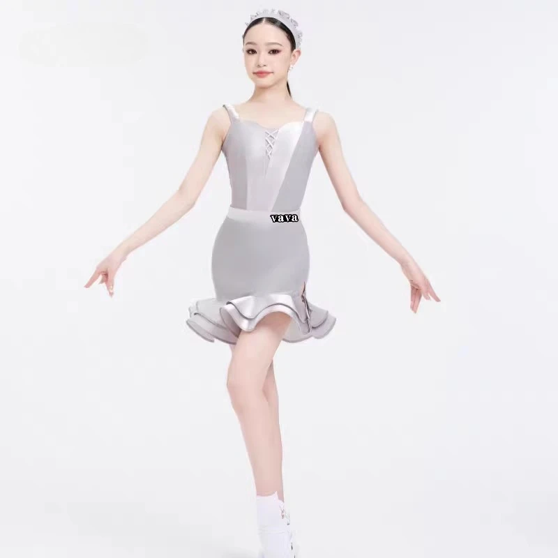 2026 New Latin Performance Dance Dress Women Sexy Outdoor Ballroom Party Fringe Skirt Sport Practice Wear red Prom Evening Suit
2026 New Latin Performance Dance Dress Women Sexy Outdoor Ballroom Party Fringe Skirt Sport Practice Wear red Prom Evening Suit