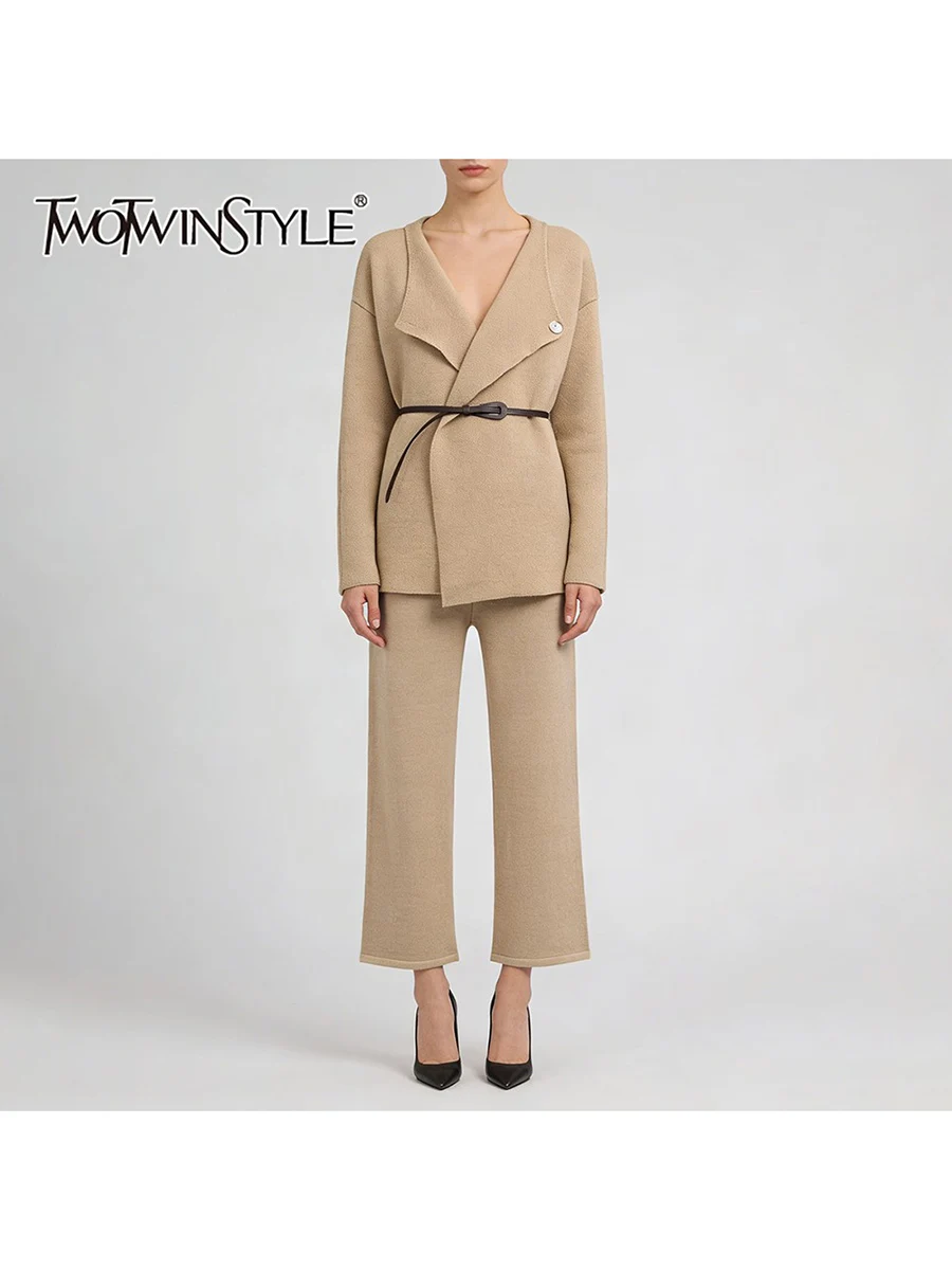 TWOTWINSTYLE Solid Basics Two Piece Sets for Women Lapel Long Sleeves Spliced Lace Up Coat High Waist Pant Casual Set Female New
TWOTWINSTYLE Solid Basics Two Piece Sets for Women Lapel Long Sleeves Spliced Lace Up Coat High Waist Pant Casual Set Female New