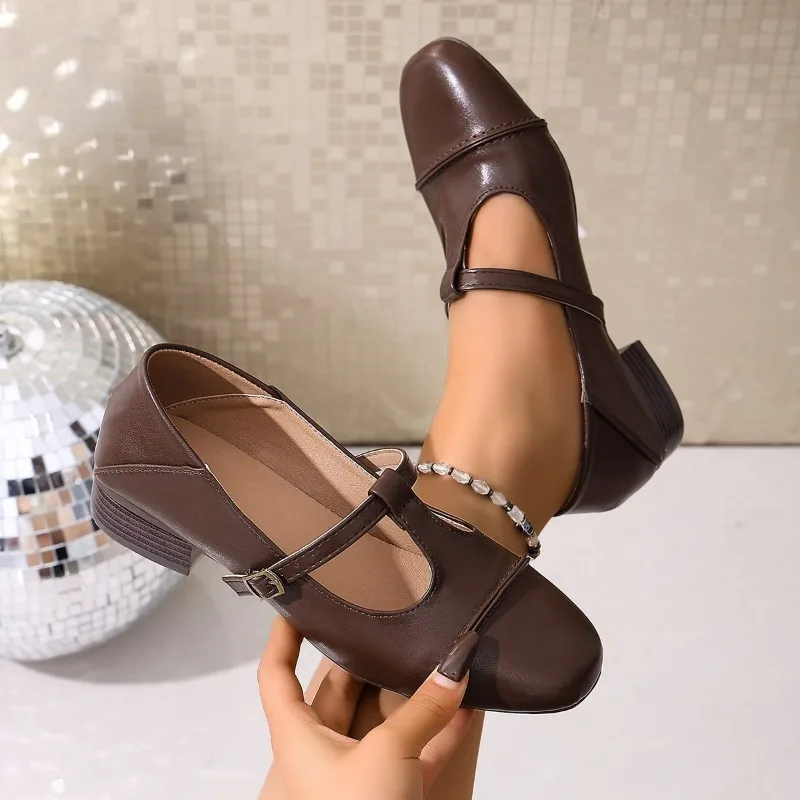 Comfortable Chunky Heel Round Toe Women's Shoes British Style Fashionable Single Shoes Buckle High Heel Small Leather Shoes
Comfortable Chunky Heel Round Toe Women's Shoes British Style Fashionable Single Shoes Buckle High Heel Small Leather Shoes