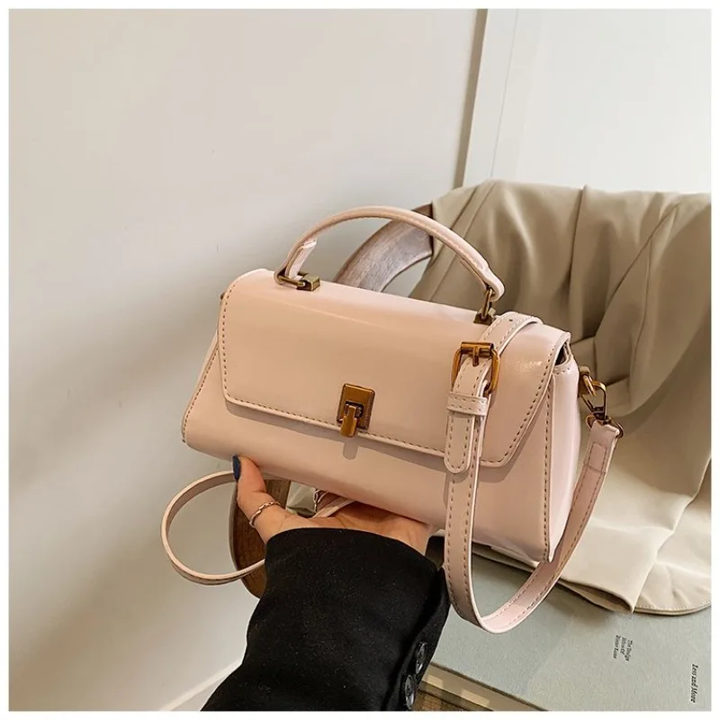 Best Quality Diaper Bag For Women Crossbody Purse Elegant Classic Fashionable Large Capacity Solid Color Shopper
Best Quality Diaper Bag For Women Crossbody Purse Elegant Classic Fashionable Large Capacity Solid Color Shopper