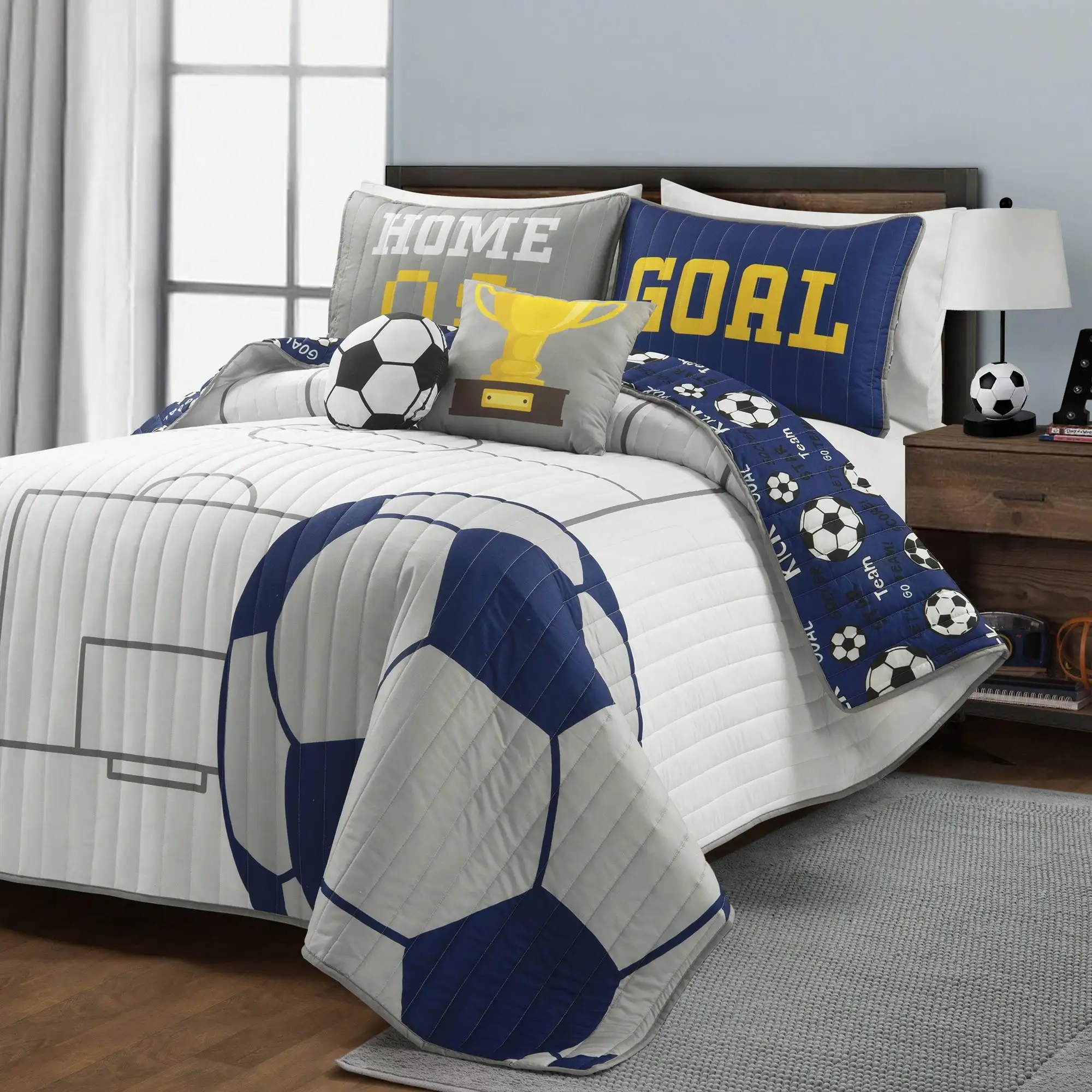 Soccer Game Reversible Oversized Kids Quilt White/Navy 5Pc Set Full/Queen Halloween-Fall Decor-Room Decor
Soccer Game Reversible Oversized Kids Quilt White/Navy 5Pc Set Full/Queen Halloween-Fall Decor-Room Decor