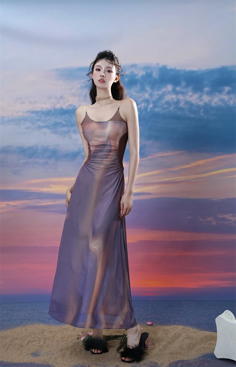 Oil painting dating dress woman resort style contrast pleated off-the-shoulder slip dress woman
Oil painting dating dress woman resort style contrast pleated off-the-shoulder slip dress woman