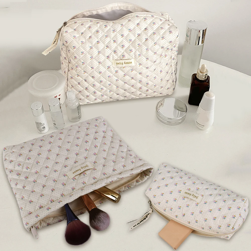 Women Quilted Cosmetic Pouch with Zipper Cute Makeup Pouch Cotton Floral Printed Large Capacity Daily Use Bag Purse Set
Women Quilted Cosmetic Pouch with Zipper Cute Makeup Pouch Cotton Floral Printed Large Capacity Daily Use Bag Purse Set