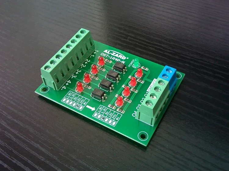 Four-channel optocoupler isolation plc level voltage conversion board 1.8 3.3 5 12 24V 1R4P-N
Four-channel optocoupler isolation plc level voltage conversion board 1.8 3.3 5 12 24V 1R4P-N