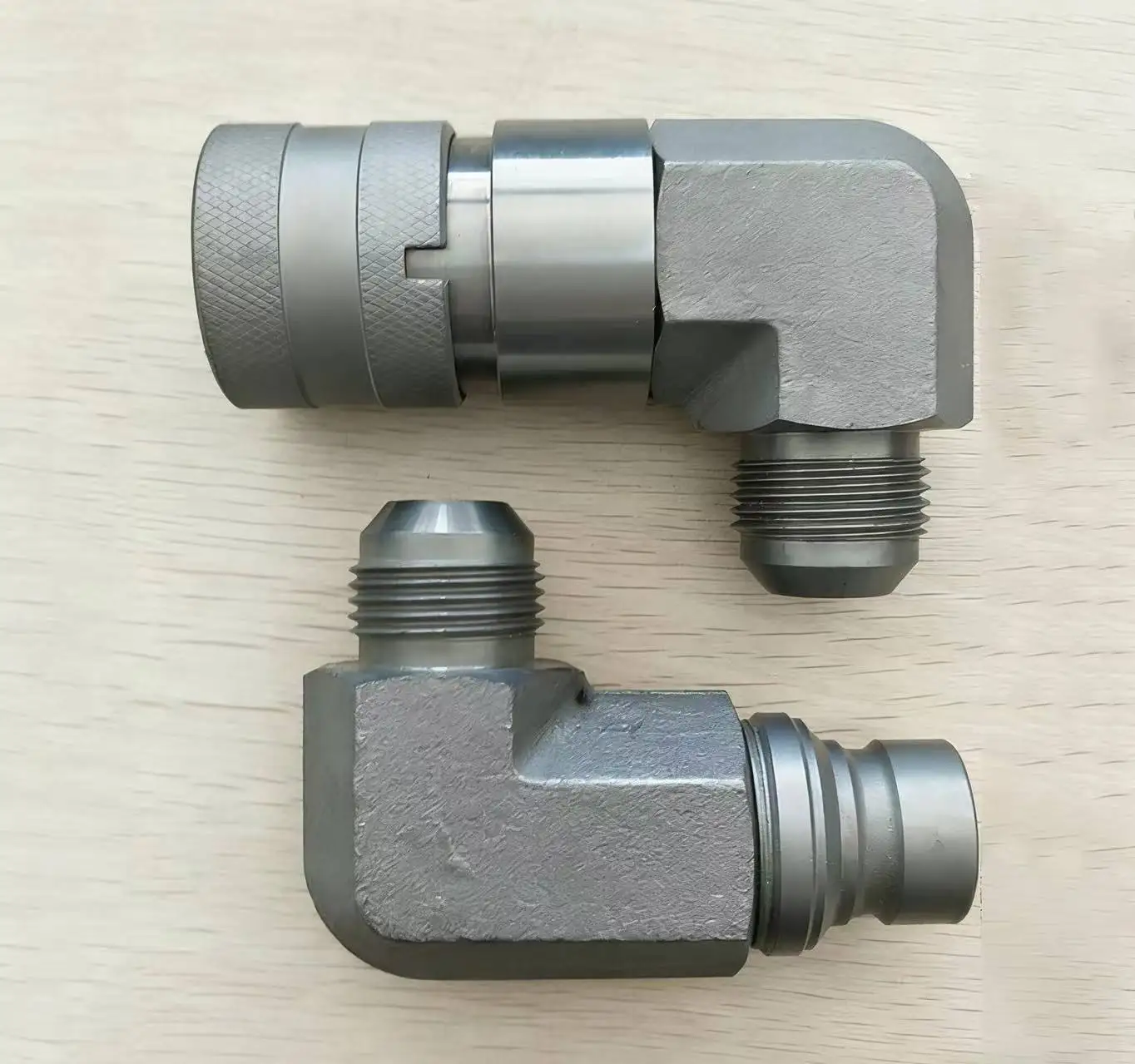 FOR Bobcat Male Female Hydraulic Coupler 7246795 7246781
FOR Bobcat Male Female Hydraulic Coupler 7246795 7246781