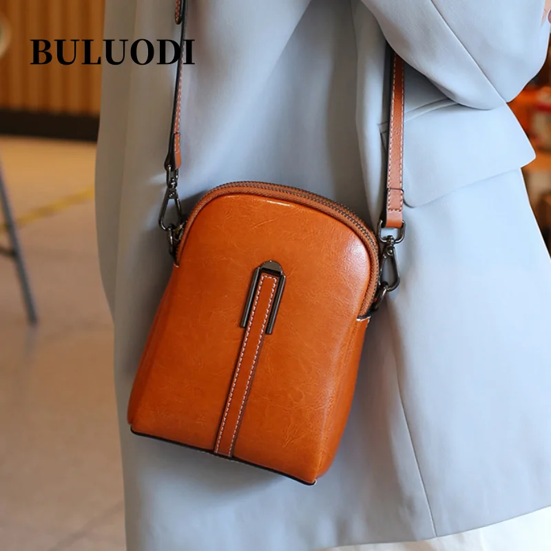 2025 New Women's Oil Wax Cowhide Crossbody Bag Fashionable Retro Designer Shoulder Bags Luxury Women's Accessory Mini crossbody
2025 New Women's Oil Wax Cowhide Crossbody Bag Fashionable Retro Designer Shoulder Bags Luxury Women's Accessory Mini crossbody