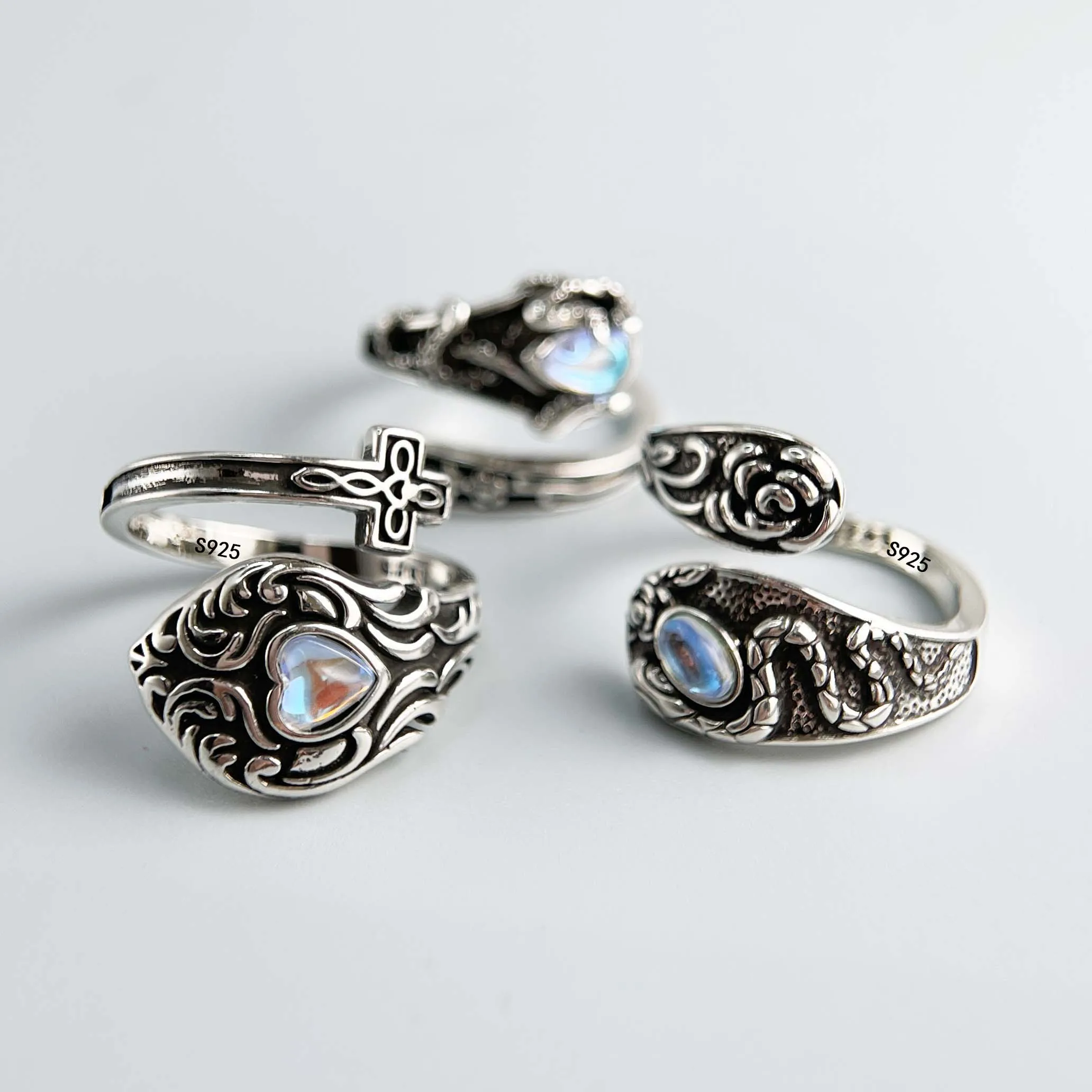 925 Sterling Silver Rings for Women Couple Minimalist Handmade Retro Moonstone Ring Fine Jewelry Gift Prevent Allergy
925 Sterling Silver Rings for Women Couple Minimalist Handmade Retro Moonstone Ring Fine Jewelry Gift Prevent Allergy