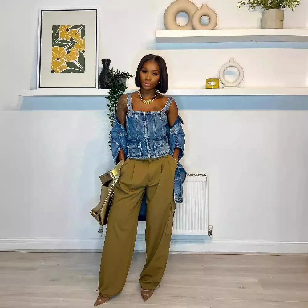 Denim Women Baggy Coat Solid Sleeveless Lapel Neck Button Up Long Jackets 2024 New Fashion Streetwear Sexy Club Party Outerwear
Denim Women Baggy Coat Solid Sleeveless Lapel Neck Button Up Long Jackets 2024 New Fashion Streetwear Sexy Club Party Outerwear