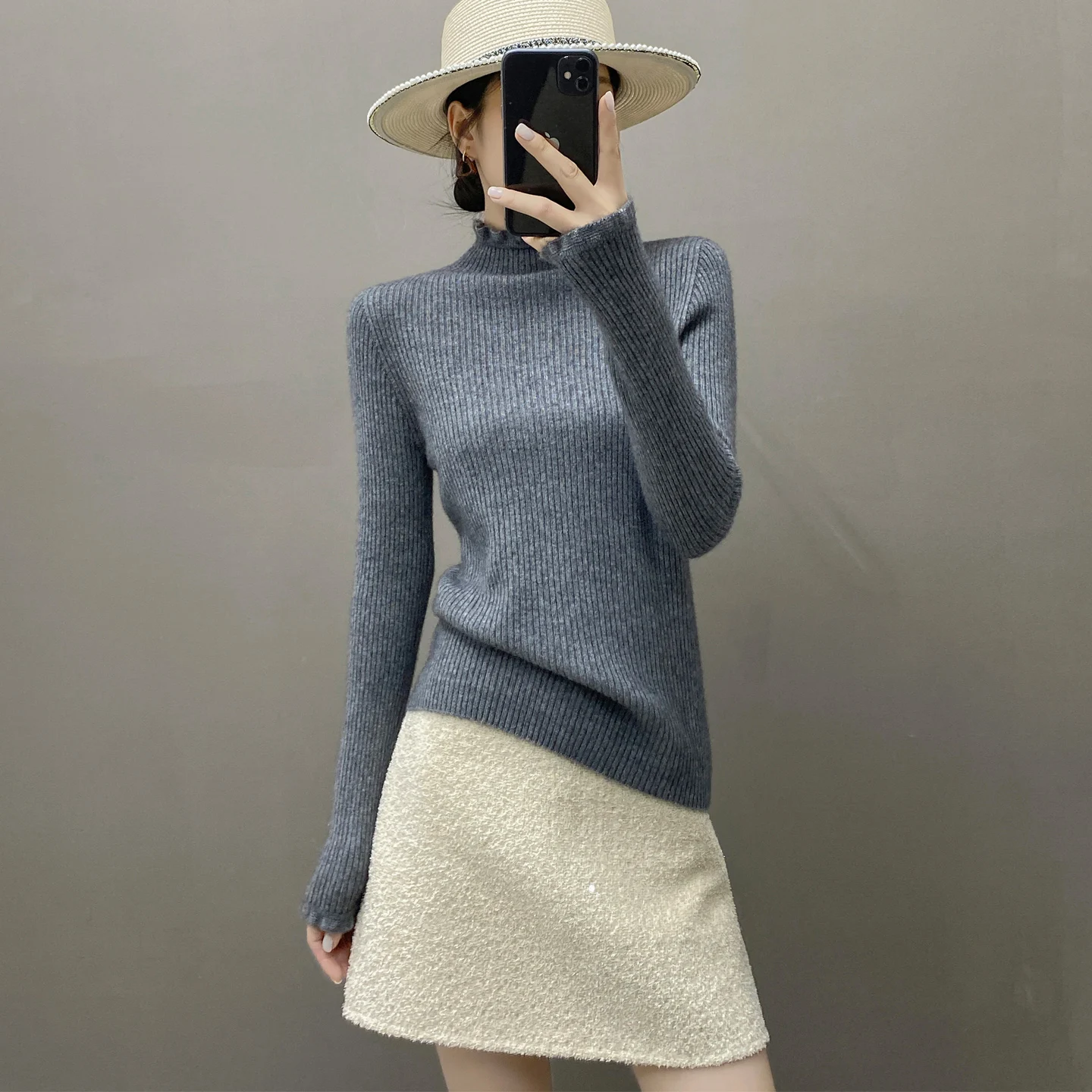 Autumn/Winter Women's 100% Pure Cashmere Pullover Casual Solid Knitted Sweater Slim fit Half High Neck Tops Ear Edge Jumper
Autumn/Winter Women's 100% Pure Cashmere Pullover Casual Solid Knitted Sweater Slim fit Half High Neck Tops Ear Edge Jumper