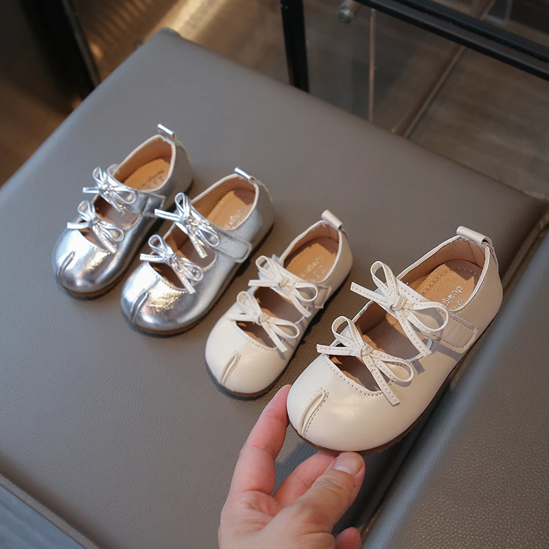 Trend Classic Girls Ballet Shoes Spring Autumn Bowknot Kids Princess Leather Shoes Fashion Causal Children School Flat Shoes New
Trend Classic Girls Ballet Shoes Spring Autumn Bowknot Kids Princess Leather Shoes Fashion Causal Children School Flat Shoes New