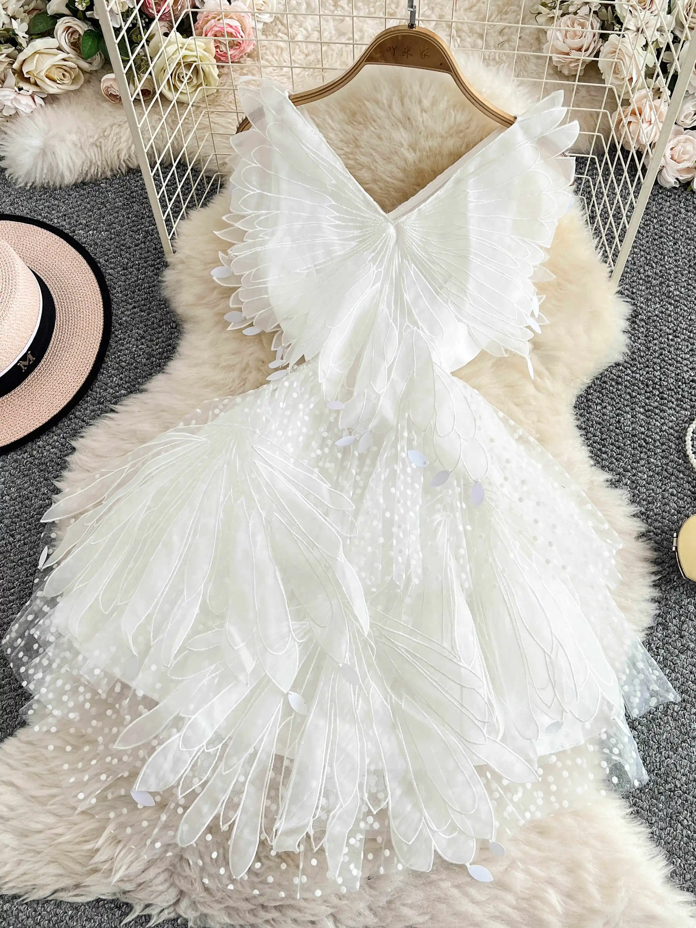 Женское белое платье трапециевидной формы принцессы феи, винтажное мини-платье Mori Girl Y2k, цельные платья, одежда Cutecore, лето 20л.
Женское белое платье трапециевидной формы принцессы феи, винтажное мини-платье Mori Girl Y2k, цельные платья, одежда Cutecore, лето 20л.