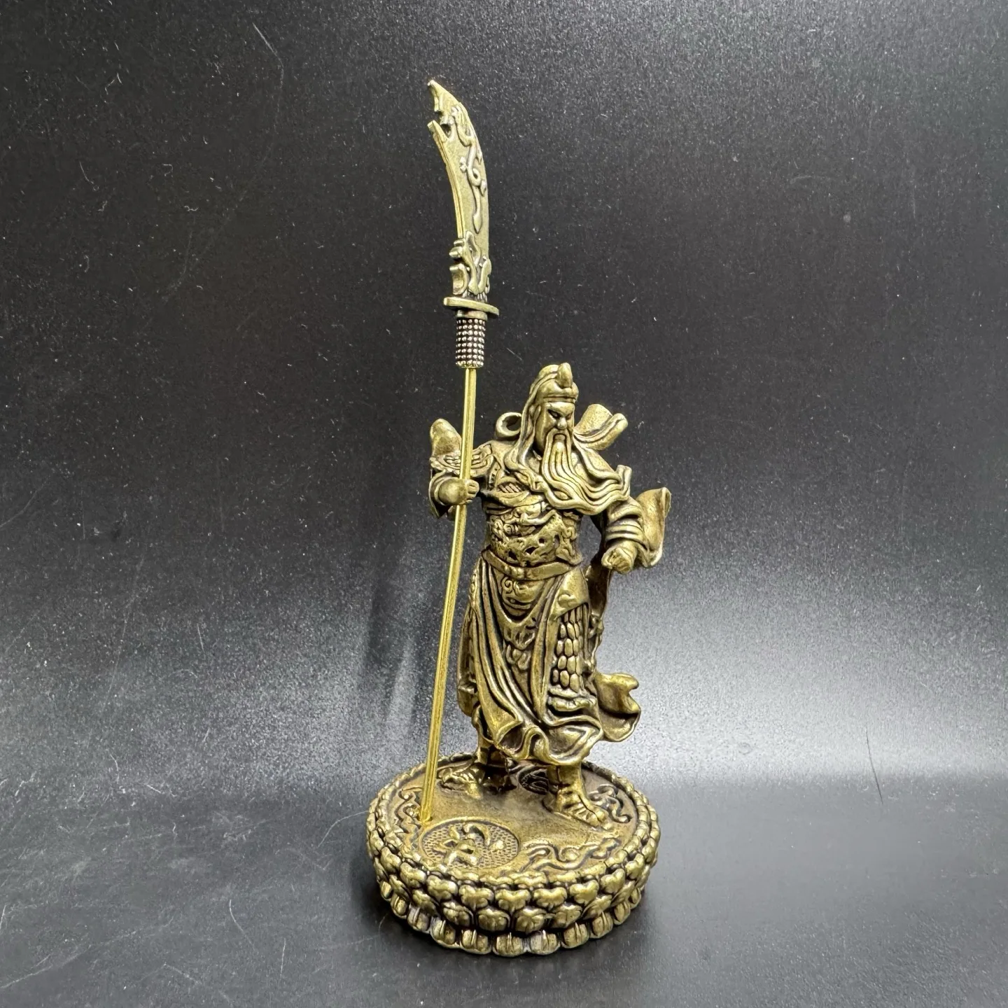 China retro pure copper brass Guan Gong Guan Er Ye Wu Caishen Buddha statue home to worship small ornaments
China retro pure copper brass Guan Gong Guan Er Ye Wu Caishen Buddha statue home to worship small ornaments