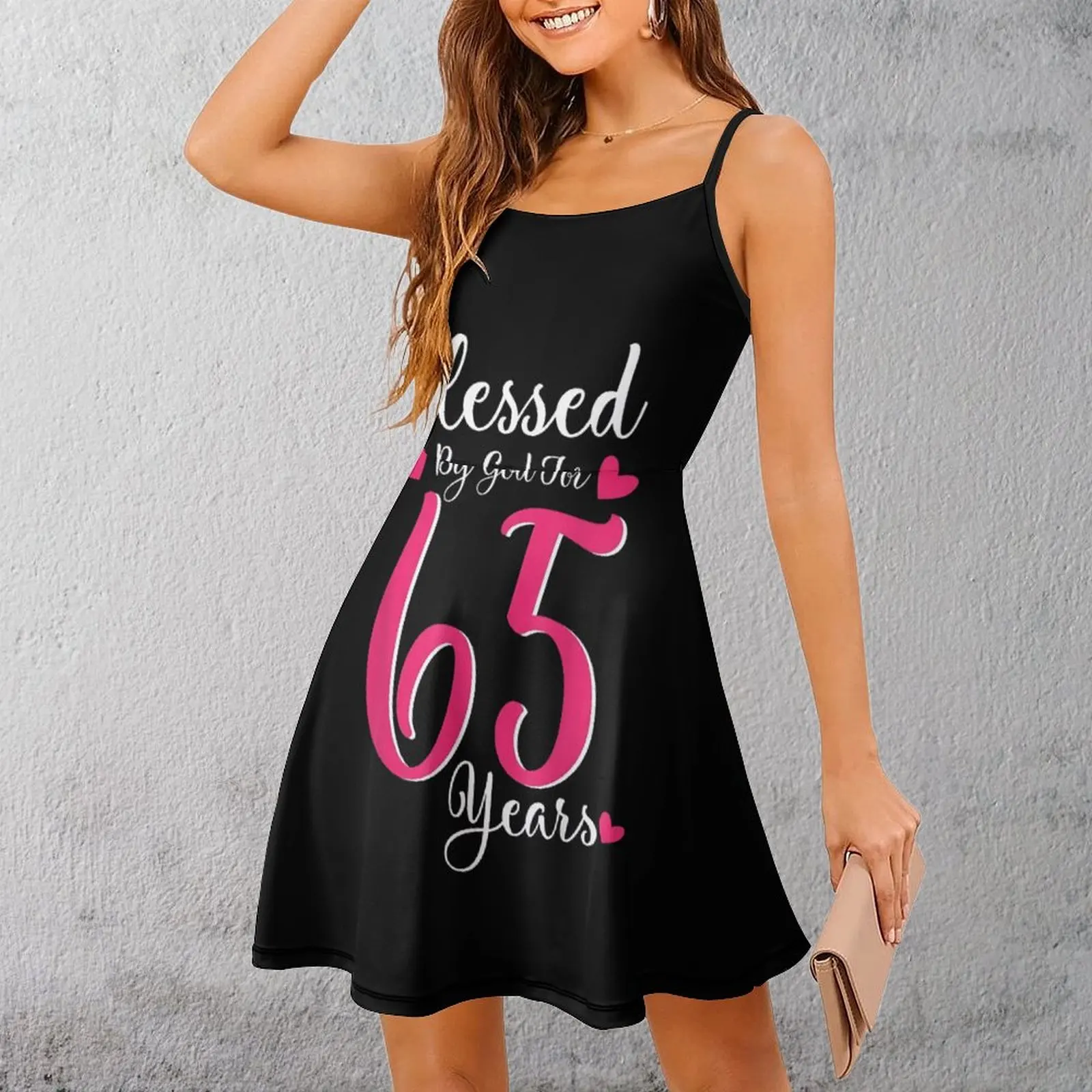 Розовое женское платье на бретельках Blessed 65 лет, крутая сексуальная женская одежда с графическим рисунком, забавная новинка, платье для отпуска
Розовое женское платье на бретельках Blessed 65 лет, крутая сексуальная женская одежда с графическим рисунком, забавная новинка, платье для отпуска