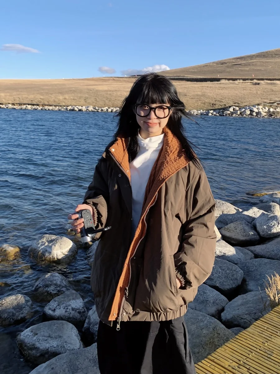 Американская ретро-куртка унисекс из утолщенного хлопка с двусторонним ношением, с воротником, мужская зимняя утепленная куртка свободного кроя, повседневная верхняя одежда
Американская ретро-куртка унисекс из утолщенного хлопка с двусторонним ношением, с воротником, мужская зимняя утепленная куртка свободного кроя, повседневная верхняя одежда