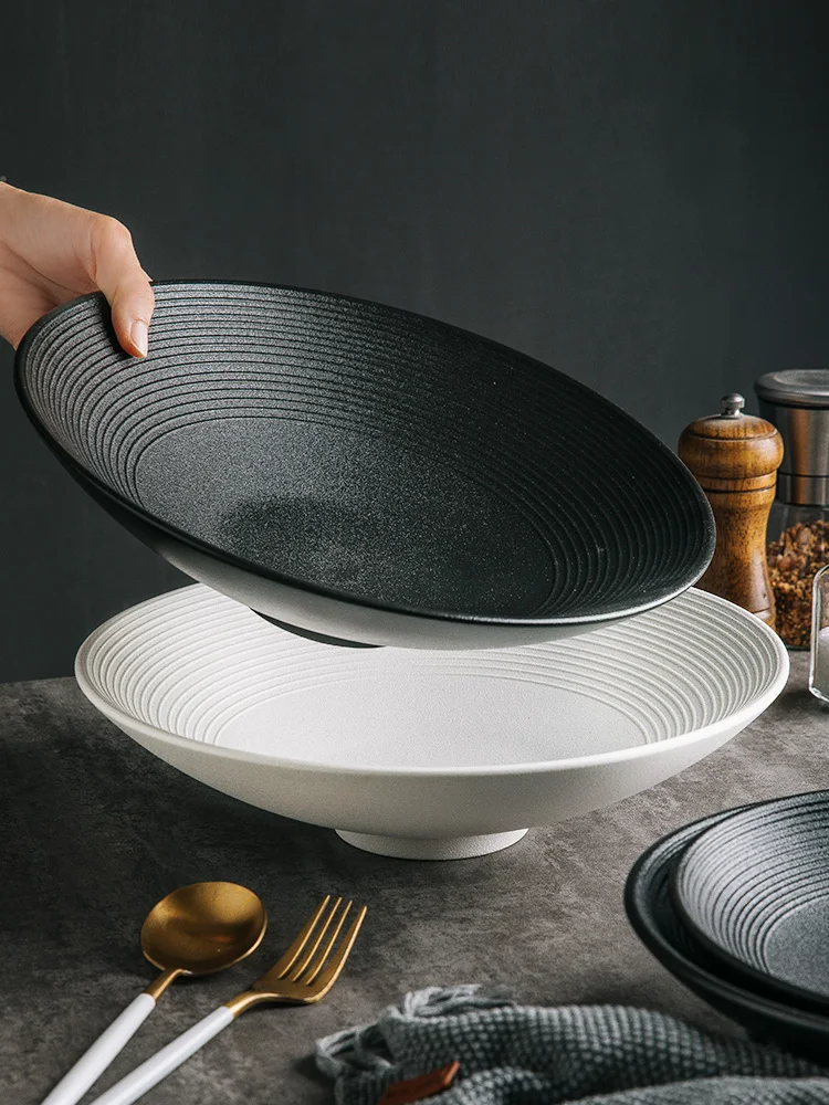 12inches European Ceramic Bucket Bowl Black White Thread Fruit Salad Dessert Plate Large Western Soup Bowl Kitchen Tableware New
12inches European Ceramic Bucket Bowl Black White Thread Fruit Salad Dessert Plate Large Western Soup Bowl Kitchen Tableware New
