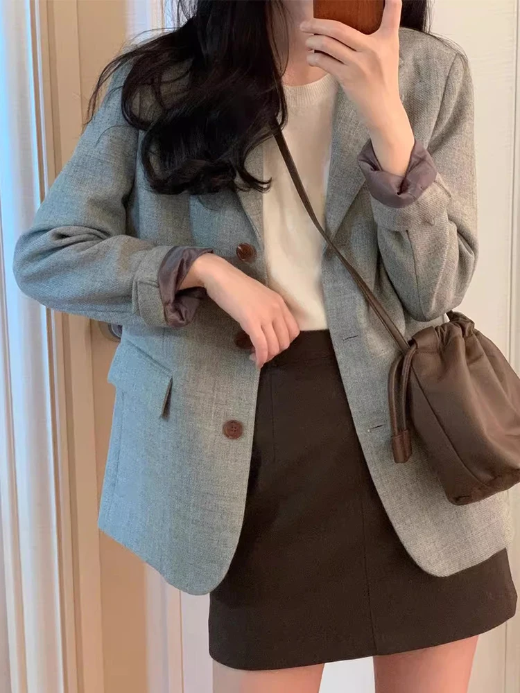 Шикарный осенний длинный костюм-джакет свободного кроя с двойными четырьками и дизайном на одной пуговице, модная универсальная верхняя одежда
Шикарный осенний длинный костюм-джакет свободного кроя с двойными четырьками и дизайном на одной пуговице, модная универсальная верхняя одежда