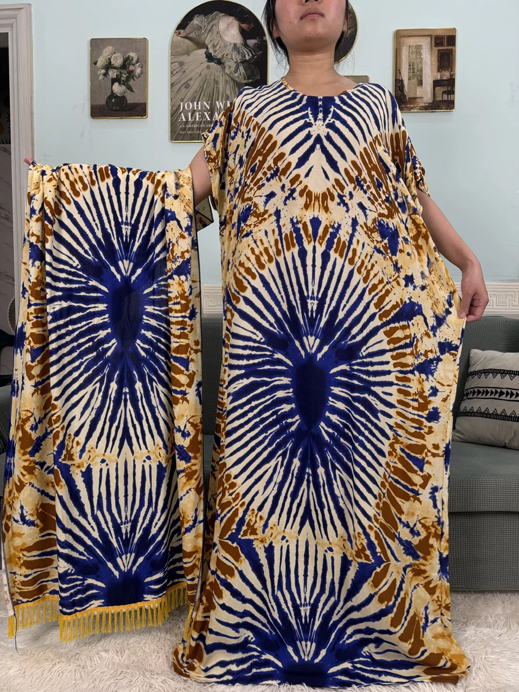 African Dresses For Women 2025 Floral Cotton Loose Femme Robe O-neck Muslim Islam Abaya Sets With 160x80cm Shawl Hijabs Scarf
African Dresses For Women 2025 Floral Cotton Loose Femme Robe O-neck Muslim Islam Abaya Sets With 160x80cm Shawl Hijabs Scarf