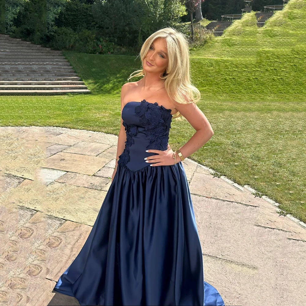 Msikoods Navy Blue Evening Dresses 2025 3D Flower A-Line Prom Dress Customized Special Occasion DressSatin Party Dress
Msikoods Navy Blue Evening Dresses 2025 3D Flower A-Line Prom Dress Customized Special Occasion DressSatin Party Dress