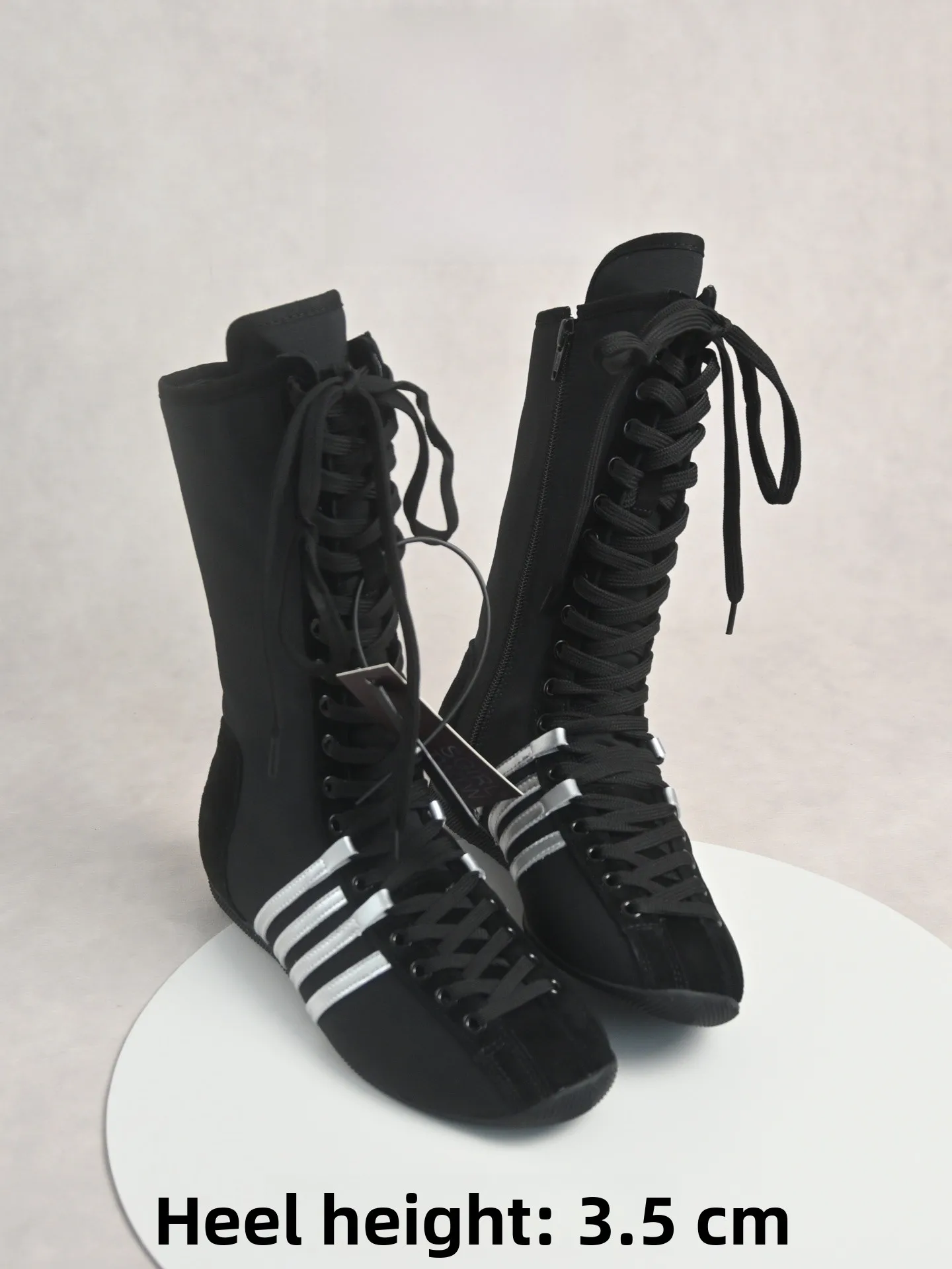 SGIRL TWTW Retro Color Blo Boxing Boots High Help Outdoor Hiking Women's oes Casual Sle ort Boot Faionable All-Match
SGIRL TWTW Retro Color Blo Boxing Boots High Help Outdoor Hiking Women's oes Casual Sle ort Boot Faionable All-Match