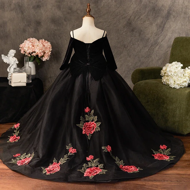 Girls Wedding Flower Girl Dress Off Shoulder Velvet Tulle Gown Floral Embroidered Birthday Party Formal Occasion Costume
Girls Wedding Flower Girl Dress Off Shoulder Velvet Tulle Gown Floral Embroidered Birthday Party Formal Occasion Costume