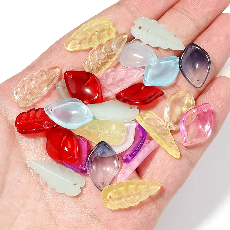 30-50pcs Petal Leaf Shape Bead Mix Color Crystal Glass Beads Loose Beads for Bracelet Necklace DIY Craft Making Accessories
30-50pcs Petal Leaf Shape Bead Mix Color Crystal Glass Beads Loose Beads for Bracelet Necklace DIY Craft Making Accessories