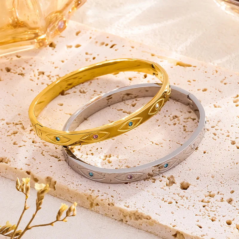 UILZ Classic Solar Eye Bracelet Bangle For Women High Quality Stainless Steel Dopamine Colored Zircon 18K Gold-plated Bracelet
UILZ Classic Solar Eye Bracelet Bangle For Women High Quality Stainless Steel Dopamine Colored Zircon 18K Gold-plated Bracelet