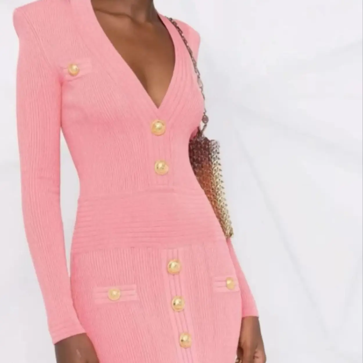 Autumn New Fashionable Temperament Commuting High-Quality Knitted Fabric Button V-Neck Slim Fit Zipper Long Sleeved Dress
Autumn New Fashionable Temperament Commuting High-Quality Knitted Fabric Button V-Neck Slim Fit Zipper Long Sleeved Dress